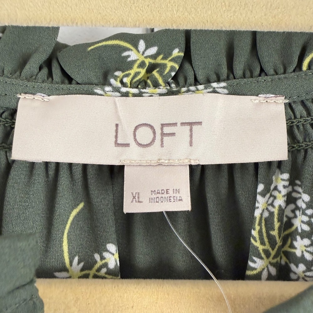 LOFT Blouse XL Green Floral Smocked Ruffle Neck Long Sleeve NEW - Picture 3 of 15